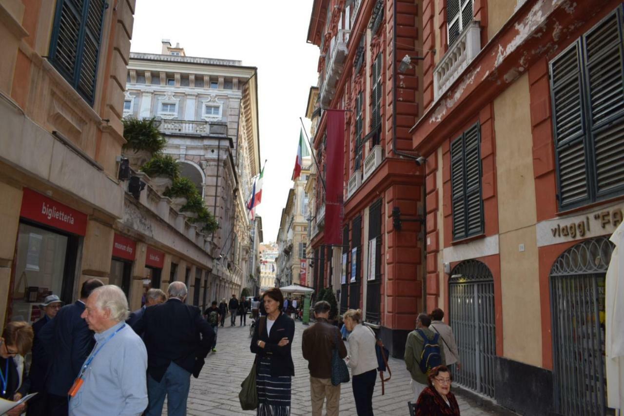 Old Port Apartment 4 beds Genua Buitenkant foto